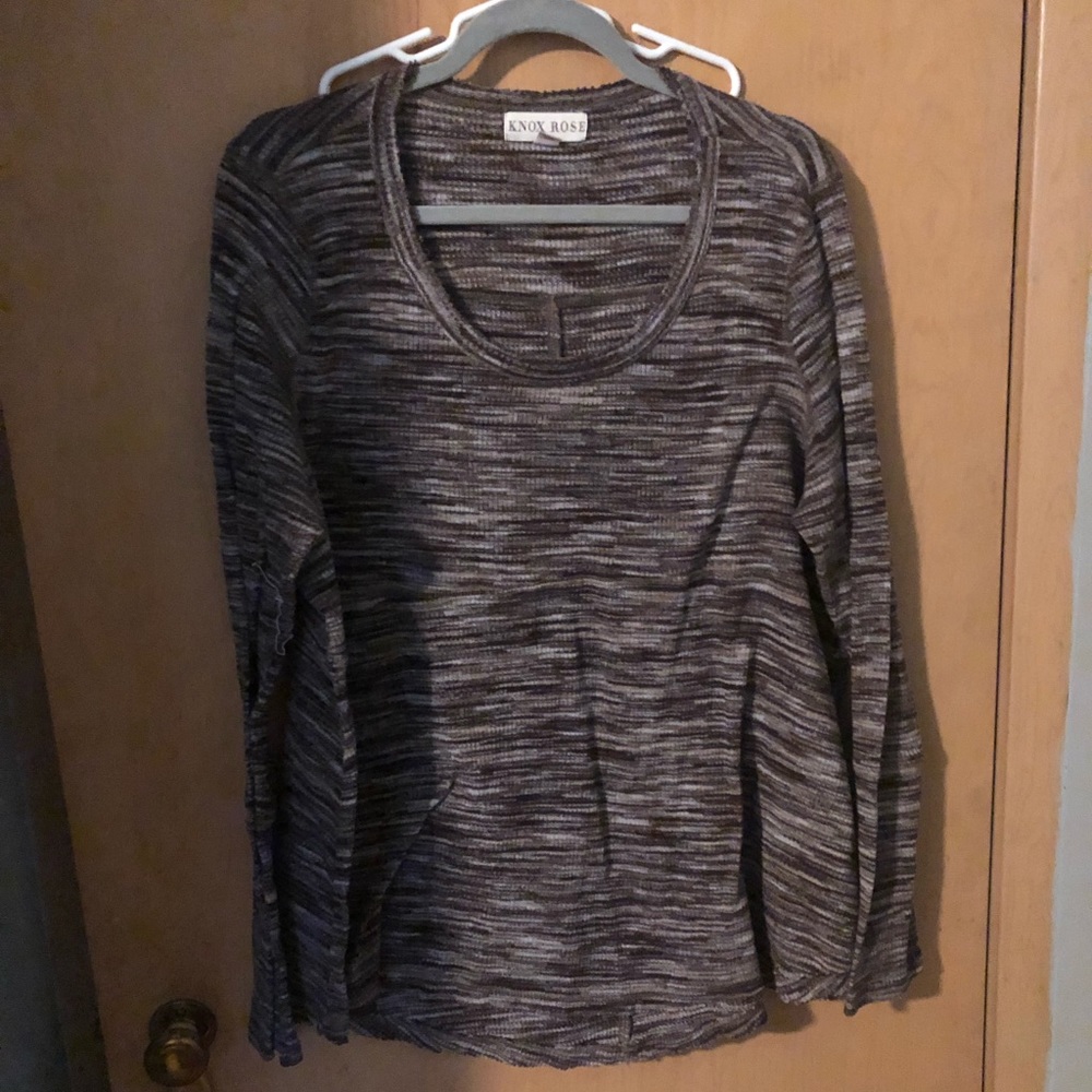Long sleeve brown sweater.